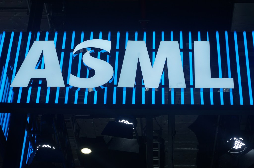 ASML